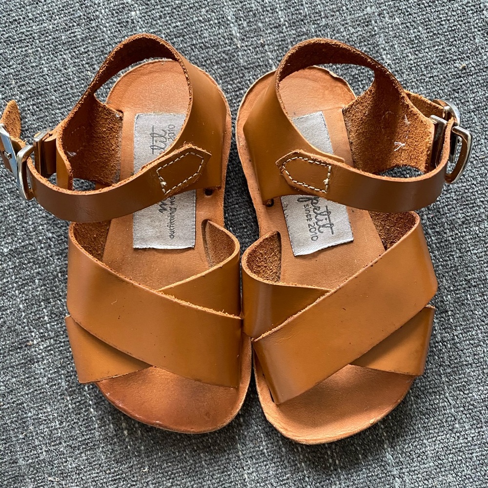 Mon Petit Laguna Sandals size 6, brown